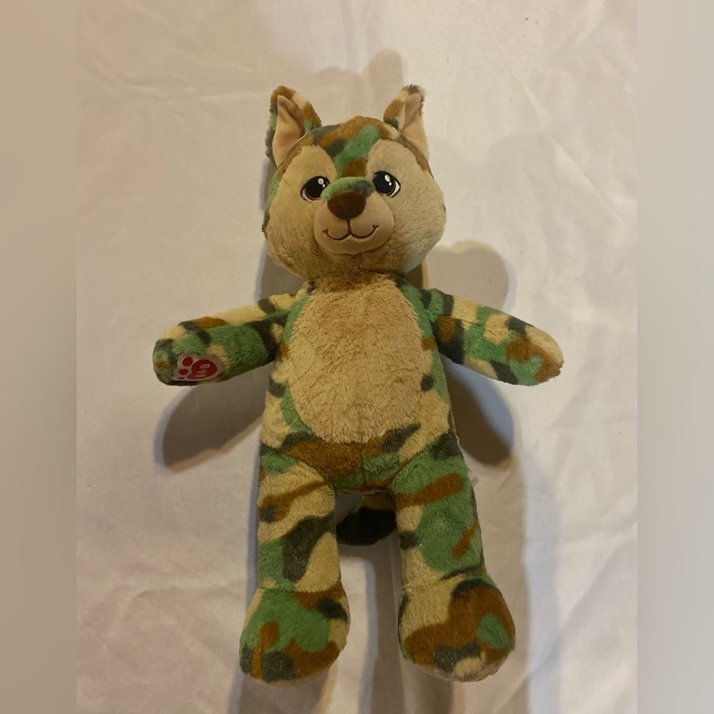 Build-A-Bear Camo wolf “Great Wolf Lodge” stuffed animal toy BAB
